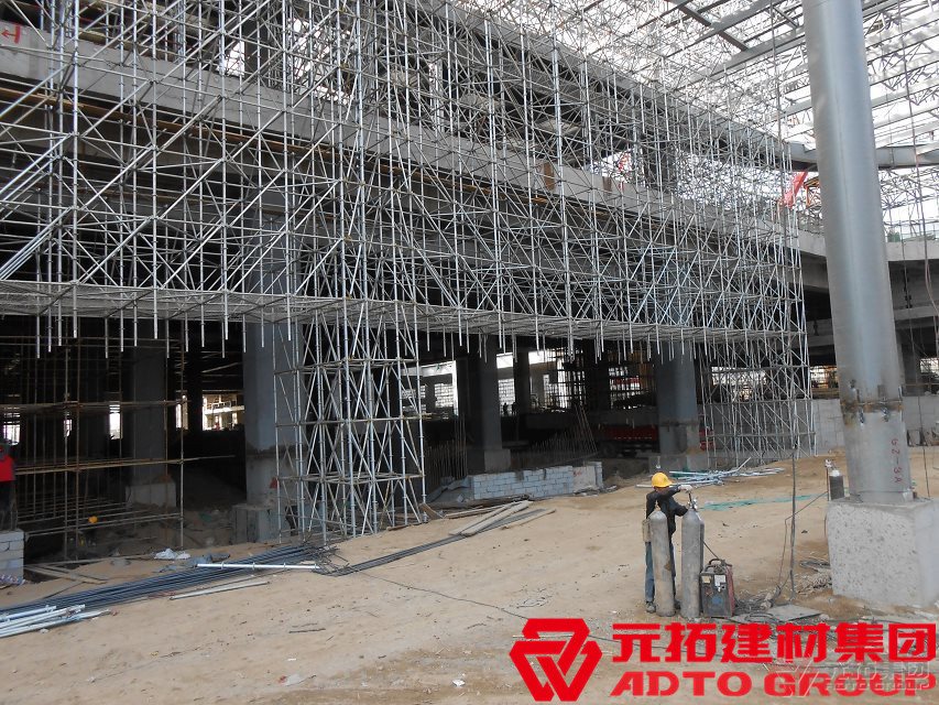 盤扣式腳手架有哪些特點(diǎn)？為什么比傳統(tǒng)腳手架貴？